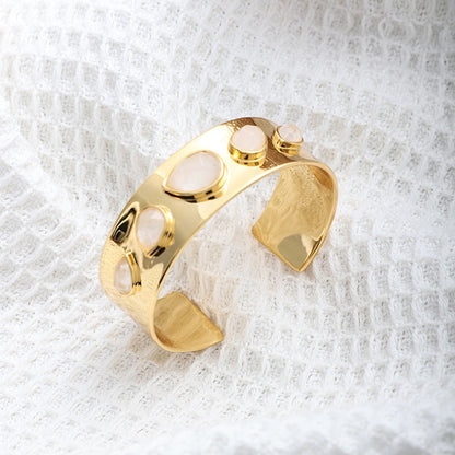 Classic crystal cashemire water drop ring