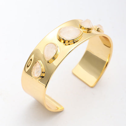 Classic crystal cashemire water drop ring